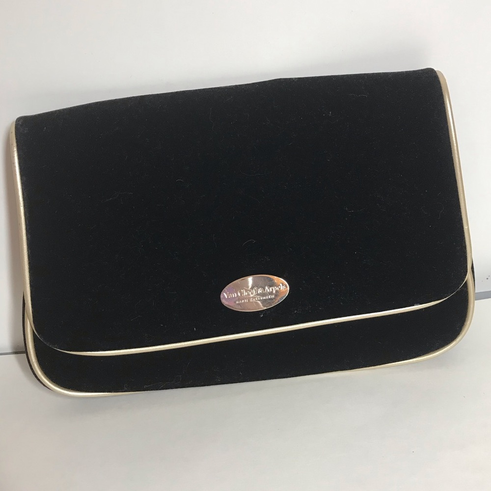 VAN CLEEF & ARPELS Clutch Purse Velour Blk & Gold